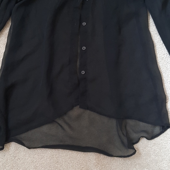 Sheer blouse - Picture 4 of 5